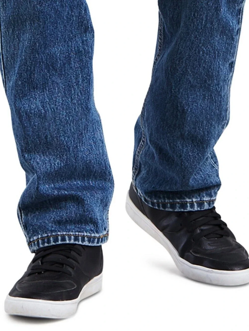 Levis Men's 505 Relaxed Fit Men's Jeans in Medium Blue Denim Size 36